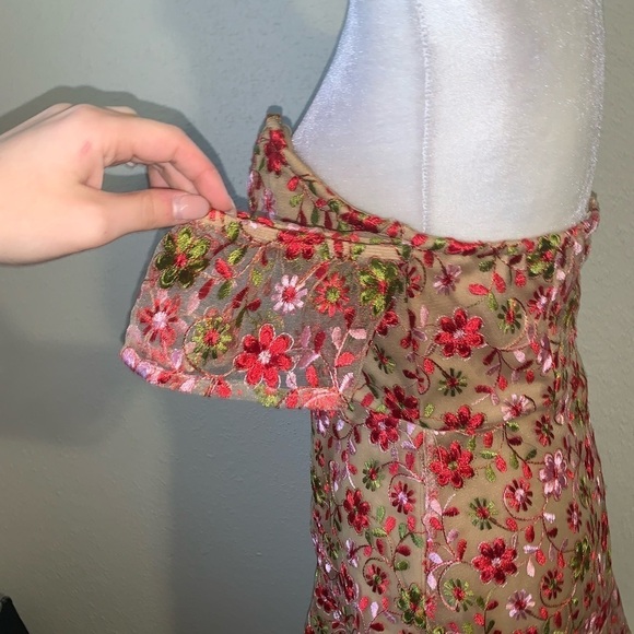 Promesa Embroidered Off the Shoulder Floral Fit and Flare Dress Size Medium - Picture 3 of 8